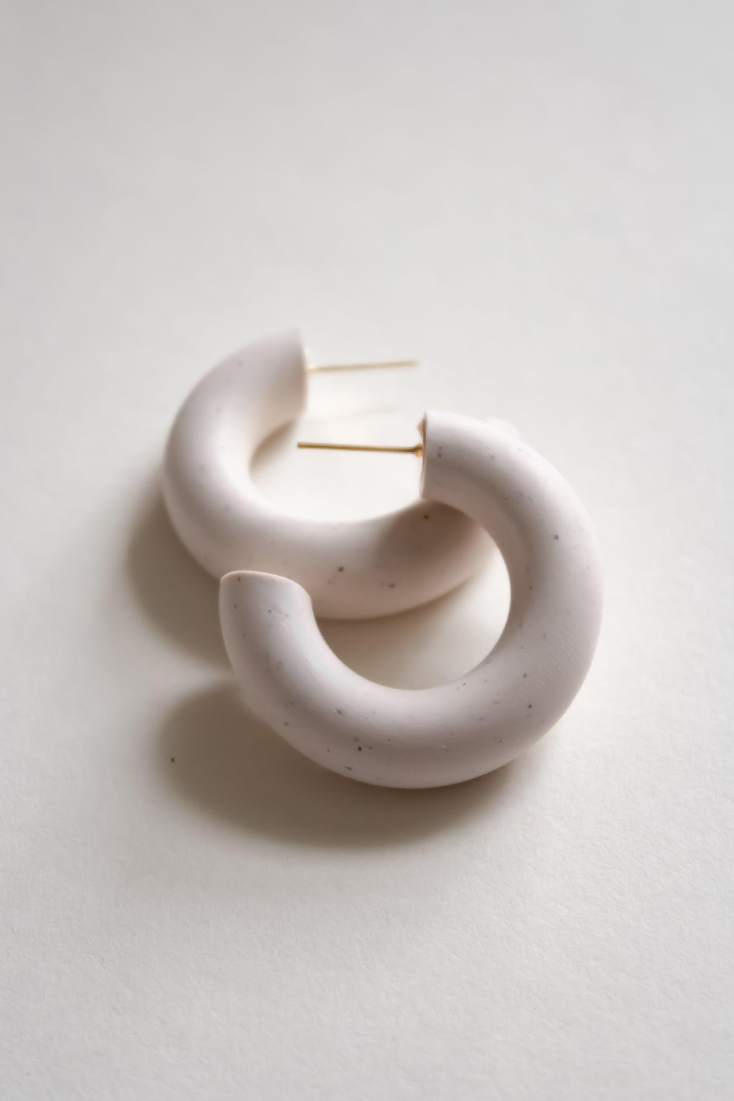 Classic Chunky Hoops