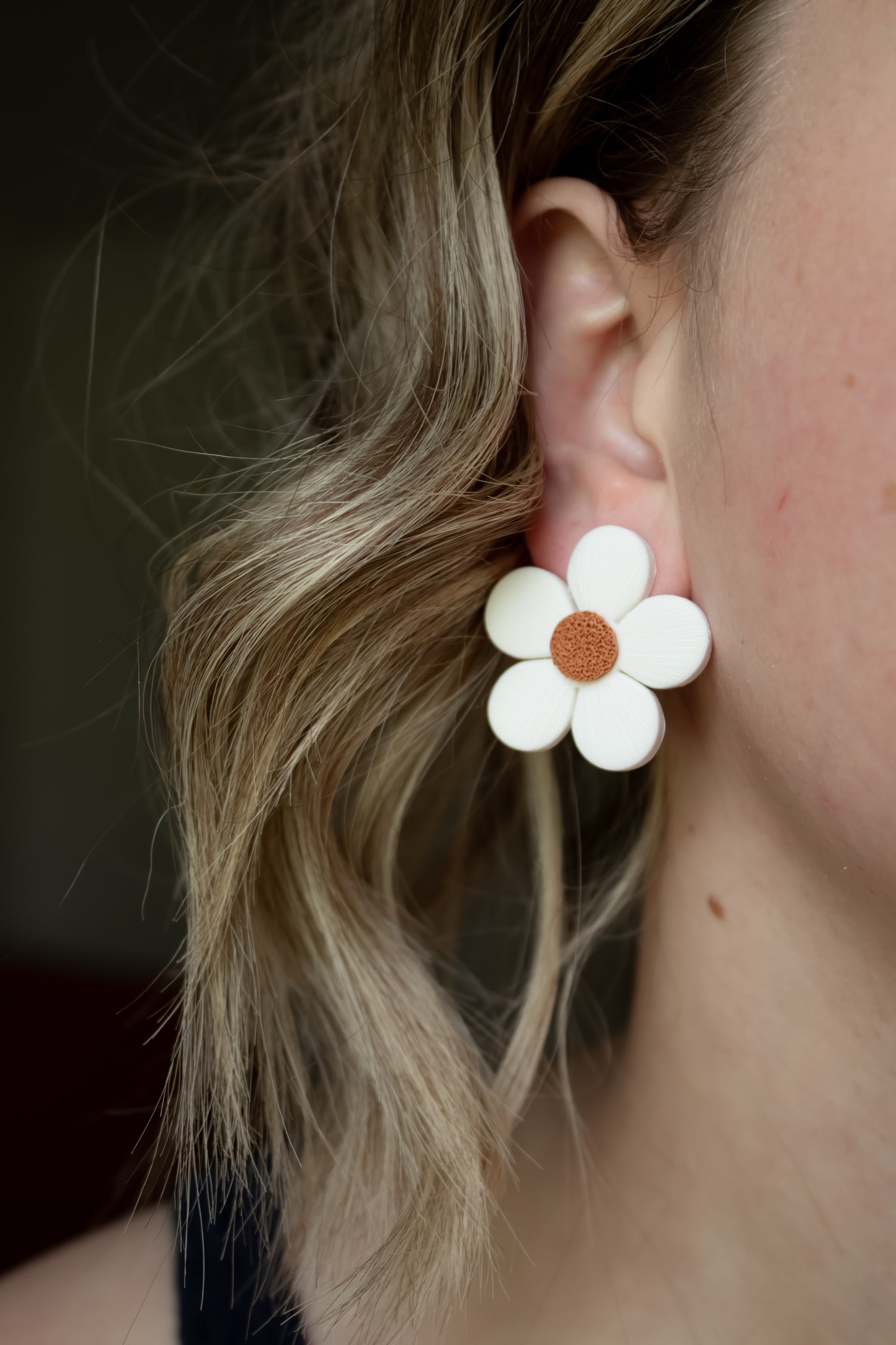 Chunky Daisy Studs