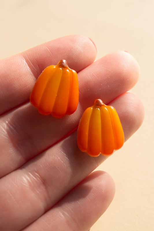 Pumpkin Studs