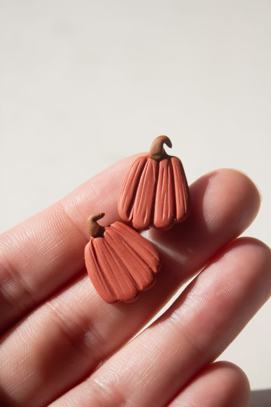 Pumpkin Studs